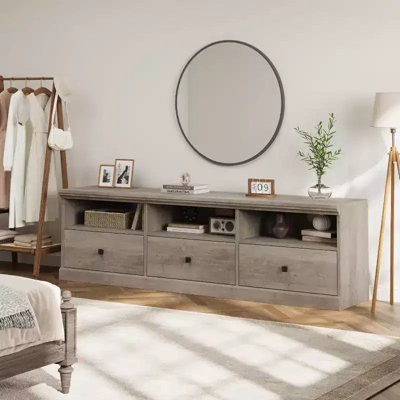Meuble TV Mid-Century blanc antique / gris / couleur bois avec 3 tiroirs et étagères ouvertes, convient aux téléviseurs jusqu'à 75 pouces