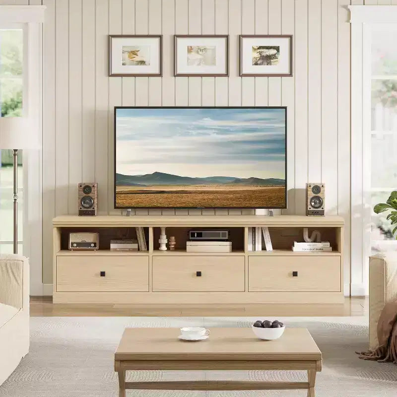 Meuble TV Mid-Century blanc antique / gris / couleur bois avec 3 tiroirs et étagères ouvertes, convient aux téléviseurs jusqu'à 75 pouces