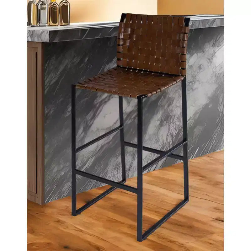 Tabouret de bar en cuir marron et noir, dossier haut, siège unique