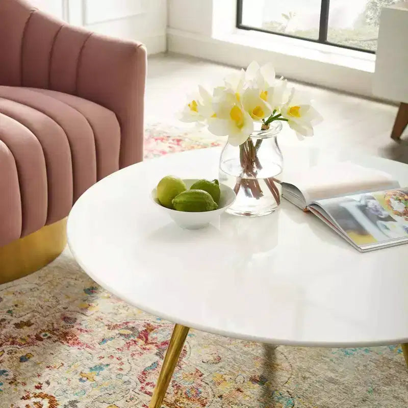 Table basse ronde blanche et or de 36 po, base à 3 pieds, pour 2 à 4 personnes
